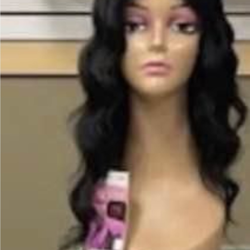Maninquin head without hair